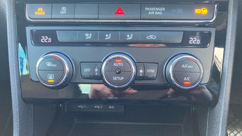 SEAT Leon 1.4 TSI 125 FR Technology 5dr Petrol Hatchback